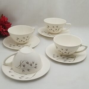 Knowles Wild Oats Cups & Saucers